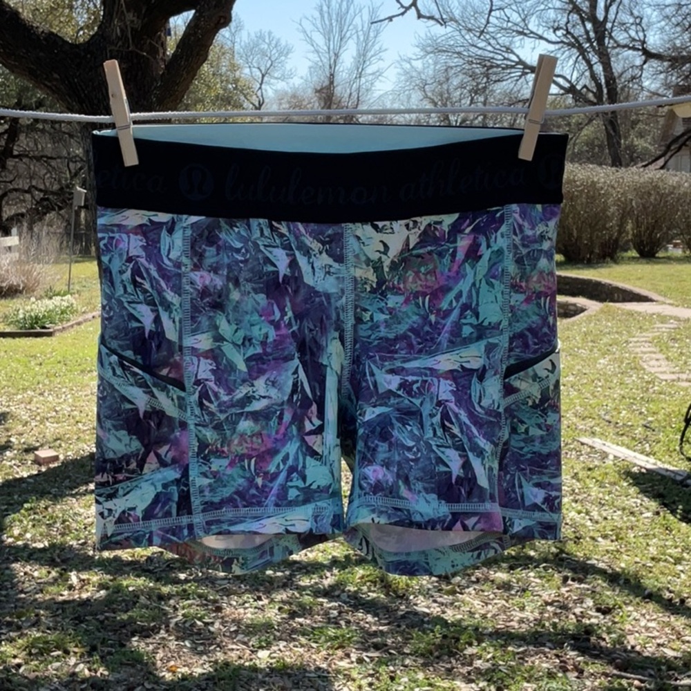 Lululemon gym shorts